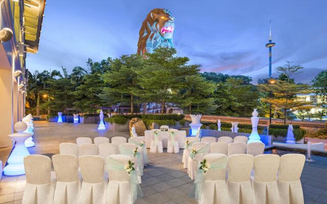 Oasia Resort Sentosa by Far East Hospitality