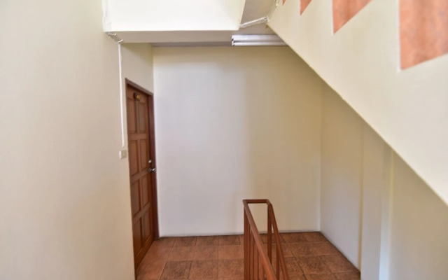 Thip House