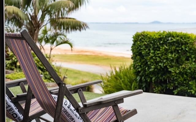 Golden Sand Beachfront Apartments