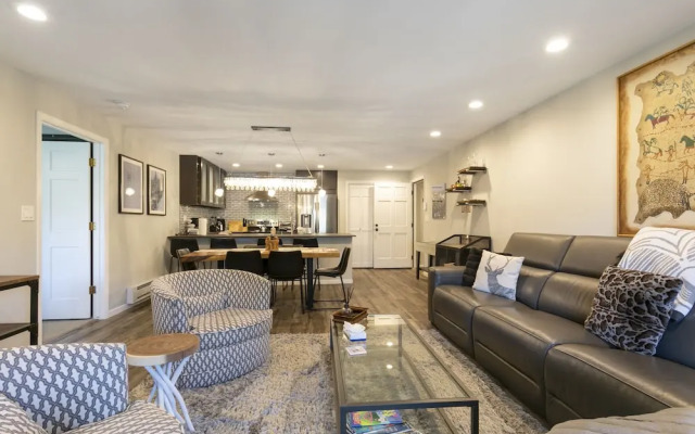 608 Avon Center Lodge 2 Bedroom Condo