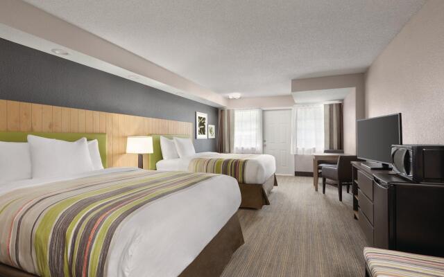 Country Inn & Suites by Radisson, Pigeon Forge South, TN