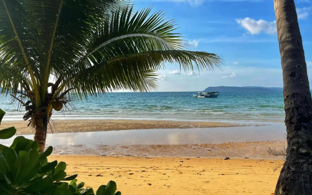 Lonely Beach Resort