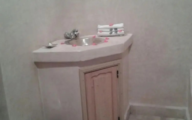 Riad Si Amarra
