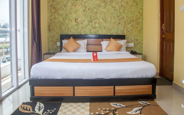 OYO 10673 Time Palace Residency