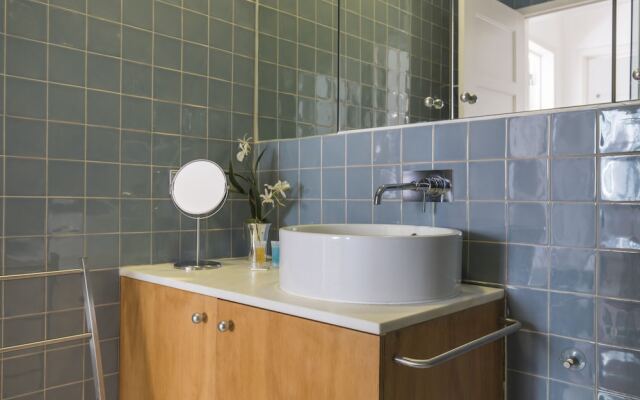 Garden House in Alvalade