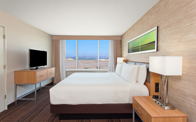 Holiday Inn Diamond Bar - Pomona, an IHG Hotel