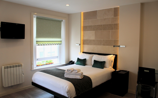 27 Paddington Hotel