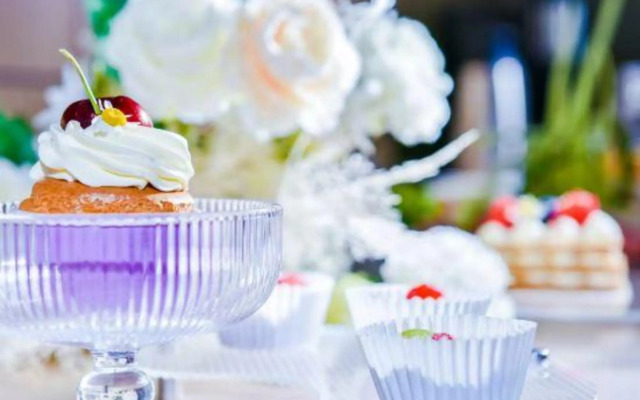 Guizhou Fengrun Karst Hotel (Jiaxiu Tower Qingyun Market Store)