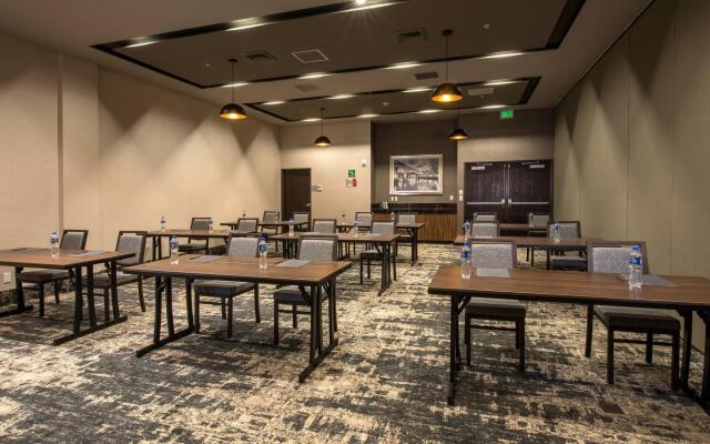 Courtyard by Marriott San Luis Potosi, Los Lagos