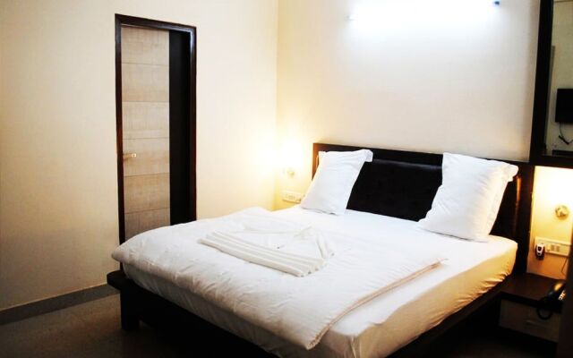 Deep Hotel & Restaurant