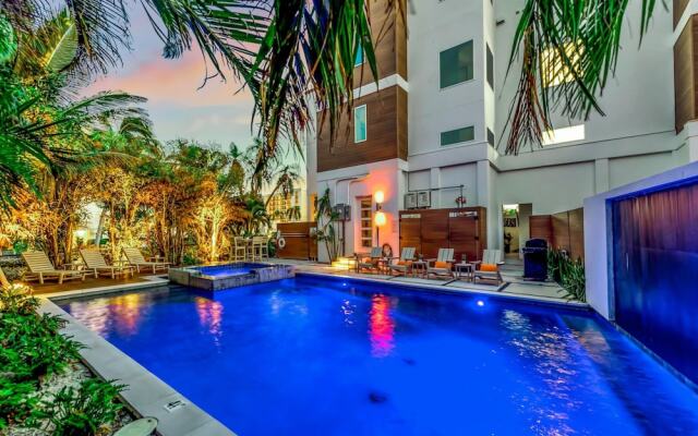 The Upper Deck in Siesta Key