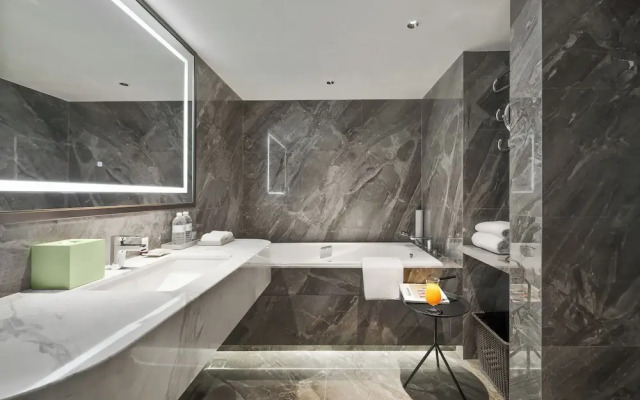 Donghu Collection Hotel