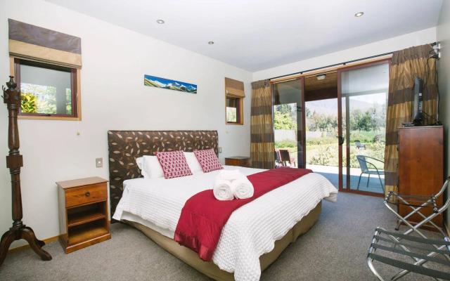 Wanaka Berry Farm and B&B