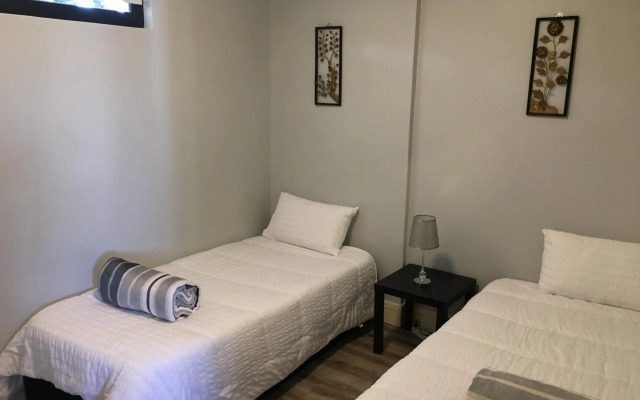 Highrise Windhoek apartment with skyline view, pool and gym