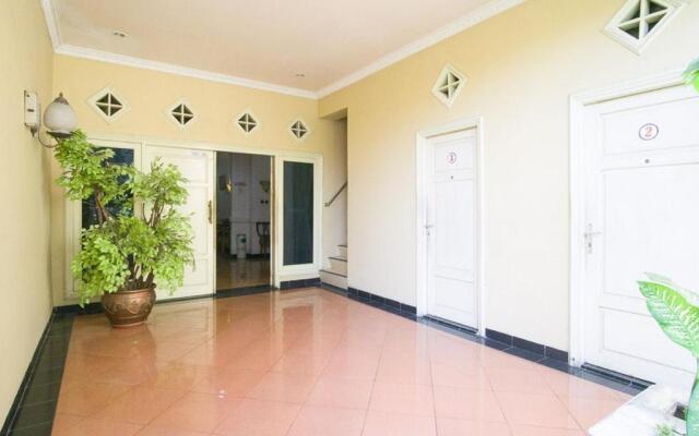 RedDoorz near Pantai Falajawa Ternate