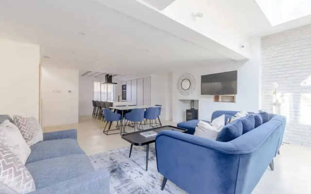 Luxury 2 Bedroom Garden Flat - Hackney
