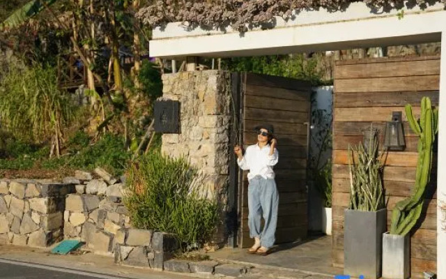 Xingyi Yunqi No.1 Inn (Xia Nahui Branch, Wanfenglin Scenic Area)