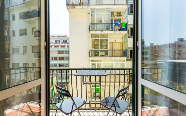 Stanzione Classy Flat at Vomero Central