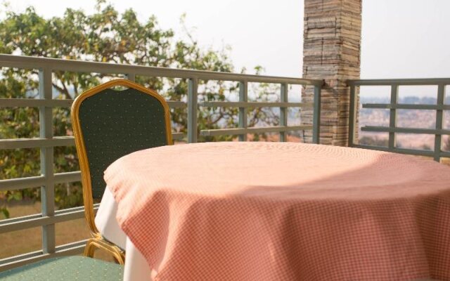 BougainVilla Hotel