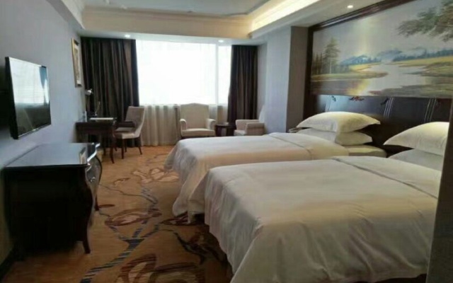 Vienna International Hotel Tong De Wei Branch – Guest Rooms – Guangzhou