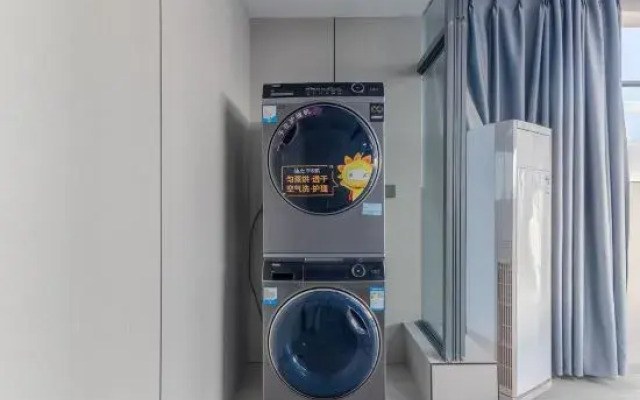 Taihe Jinji Hotel (North Bus Station)