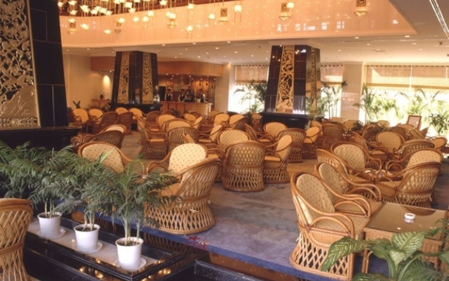 Jade Palace Hotel