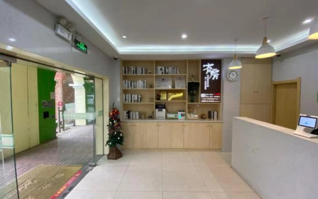 EasyGo Inn Hotel