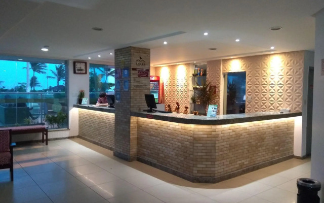 Simas Praia Hotel