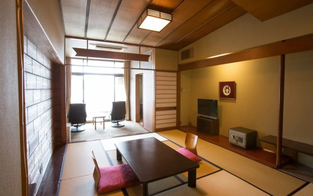 Atami Kinjokan