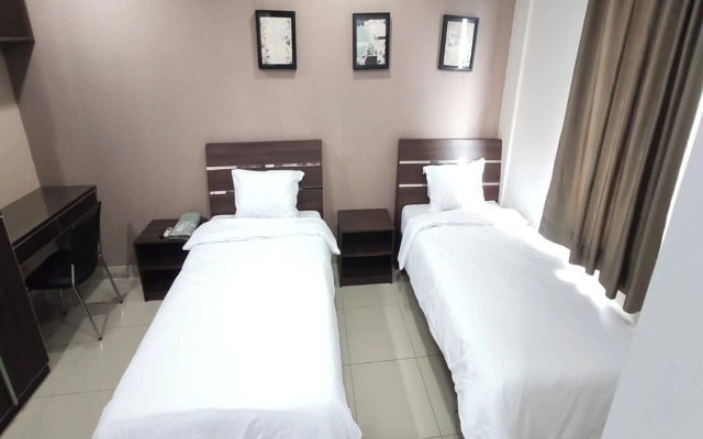 Behomy Corner 8 Lippo Karawaci