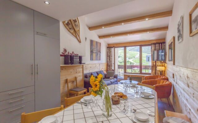 Le Grand Tichot A et B 28049