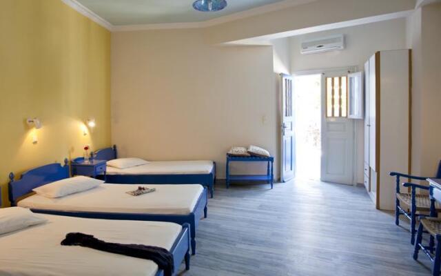 Dimitris Studios