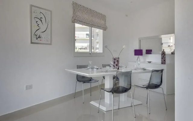 Luxury 2 Bedroom Penthouse in St Julians