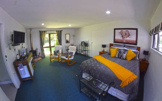 Te Popo Gardens and Accommodation