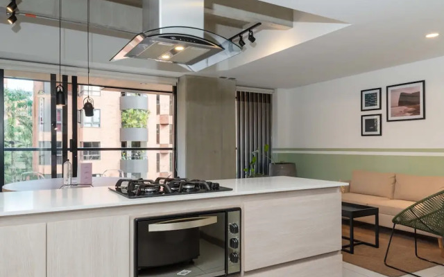 w Beautiful 3BR w/ AC in Laureles