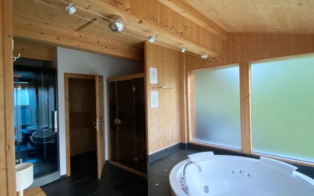 Luxury Chalet in Klippitztörl With Ski Storage