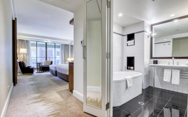 Amora Hotel Jamison Sydney