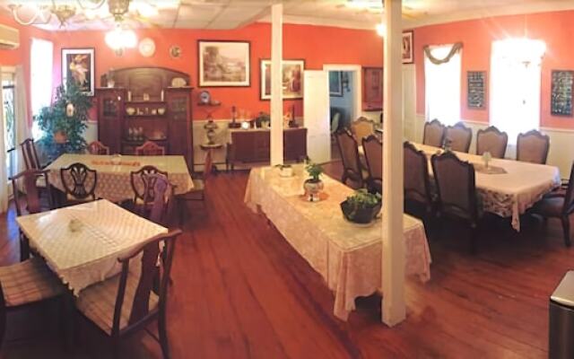 The Inn At The Shore