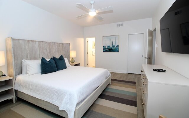 Shipwatch Riverside E204