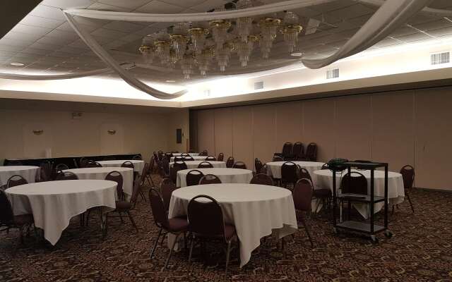 Americas Best Value Inn Chippewa Falls