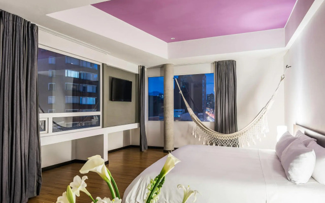 Viaggio 617 Suites