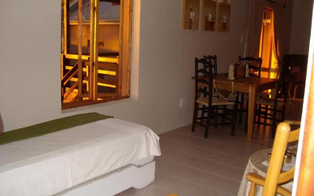 The Upper Deck Apartment