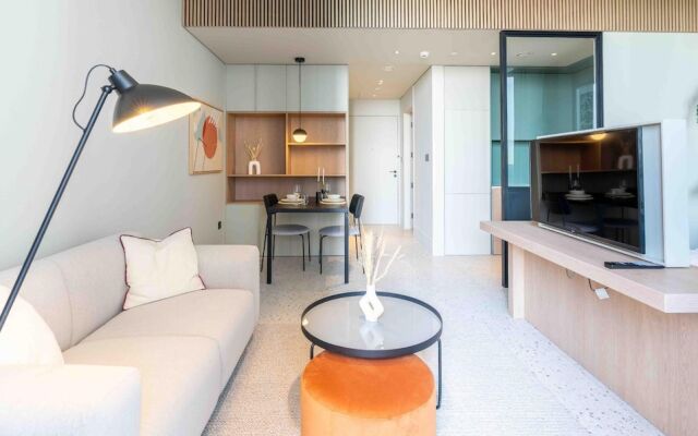 Prime Location Pristine Studio in Business Bay