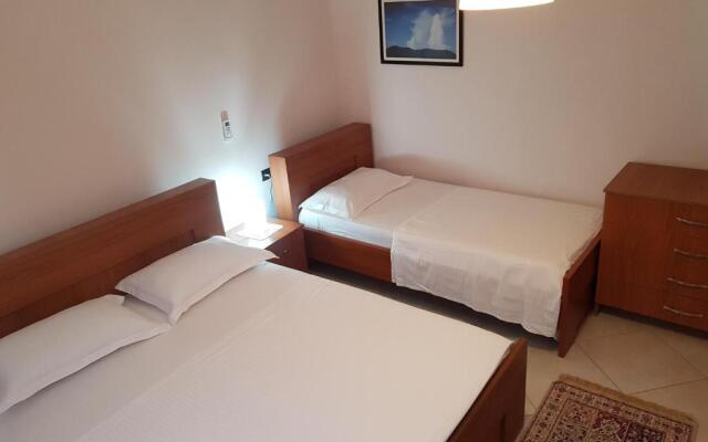 Ilir Guest House 1