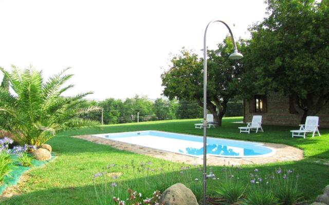 House With 3 Bedrooms in Castelbellino, With Pool Access and Wifi - 30