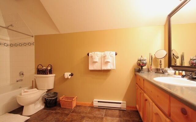 Valhalla Condos by Whistler Retreats