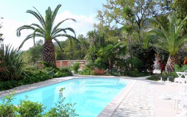 Splendid Holiday Home in Le Tignet South With Garden