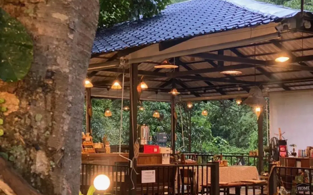 Chomklong Experience