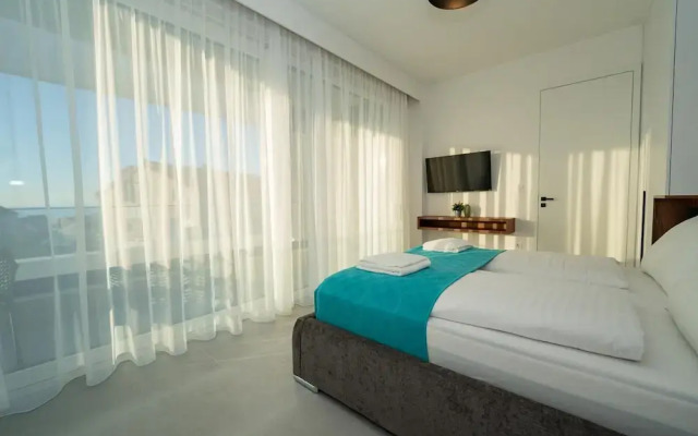 Villa Cataleya with private heated pool