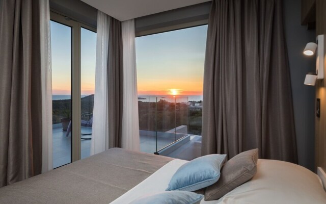 Luxury Villa Cinderella with Swimming Pool